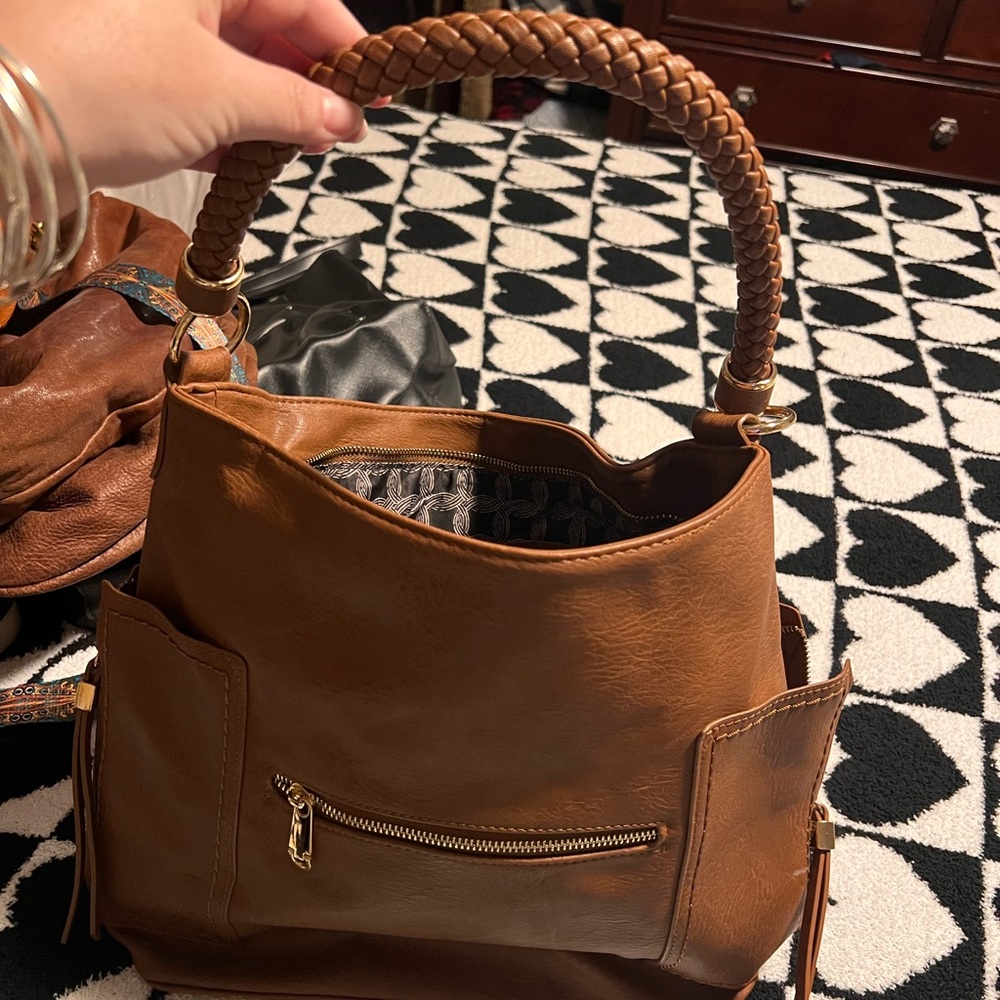 Elegant Brown Leather Handbag
